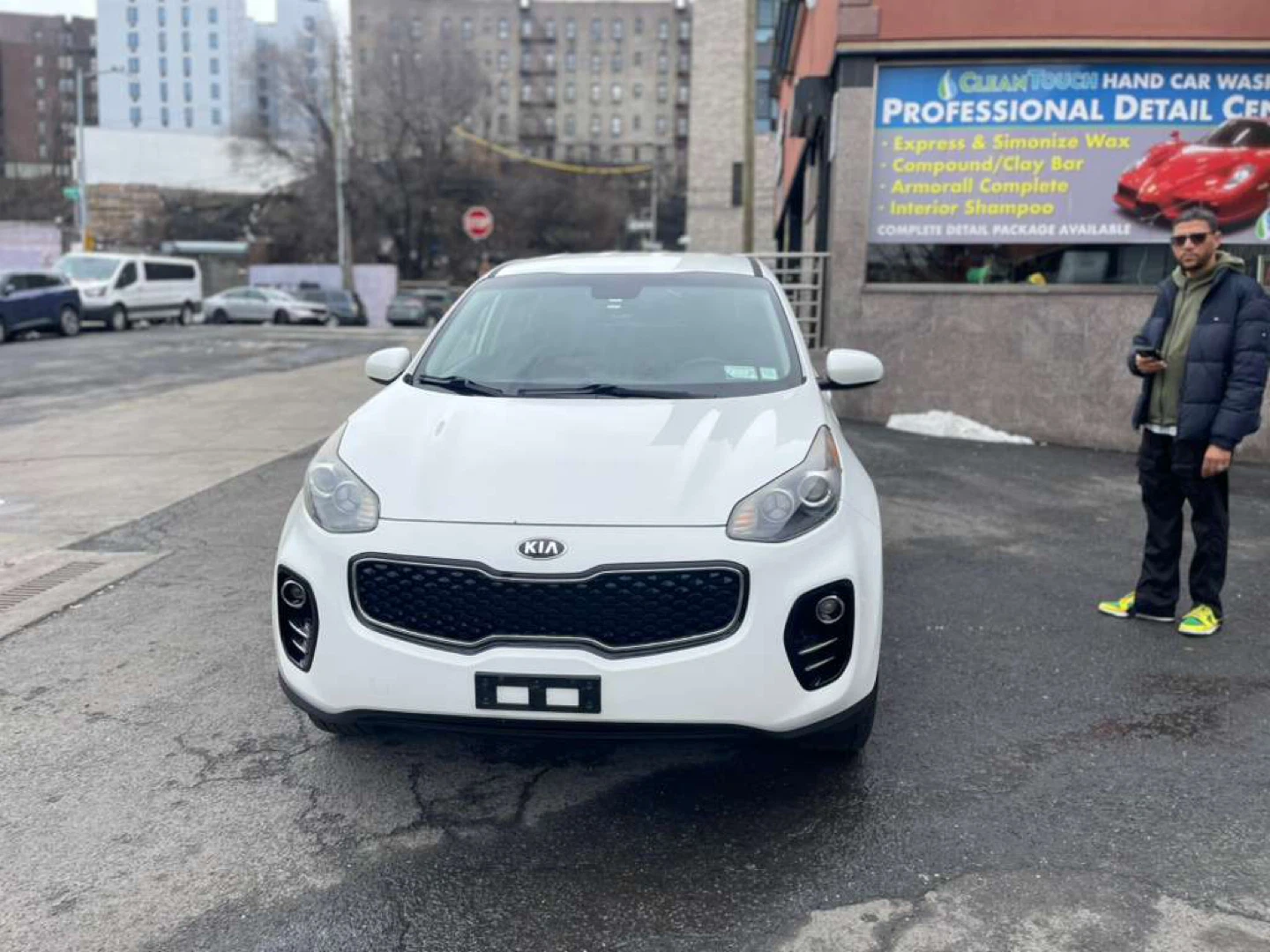 White Kia Sportage SUV 2019 - photo 2
