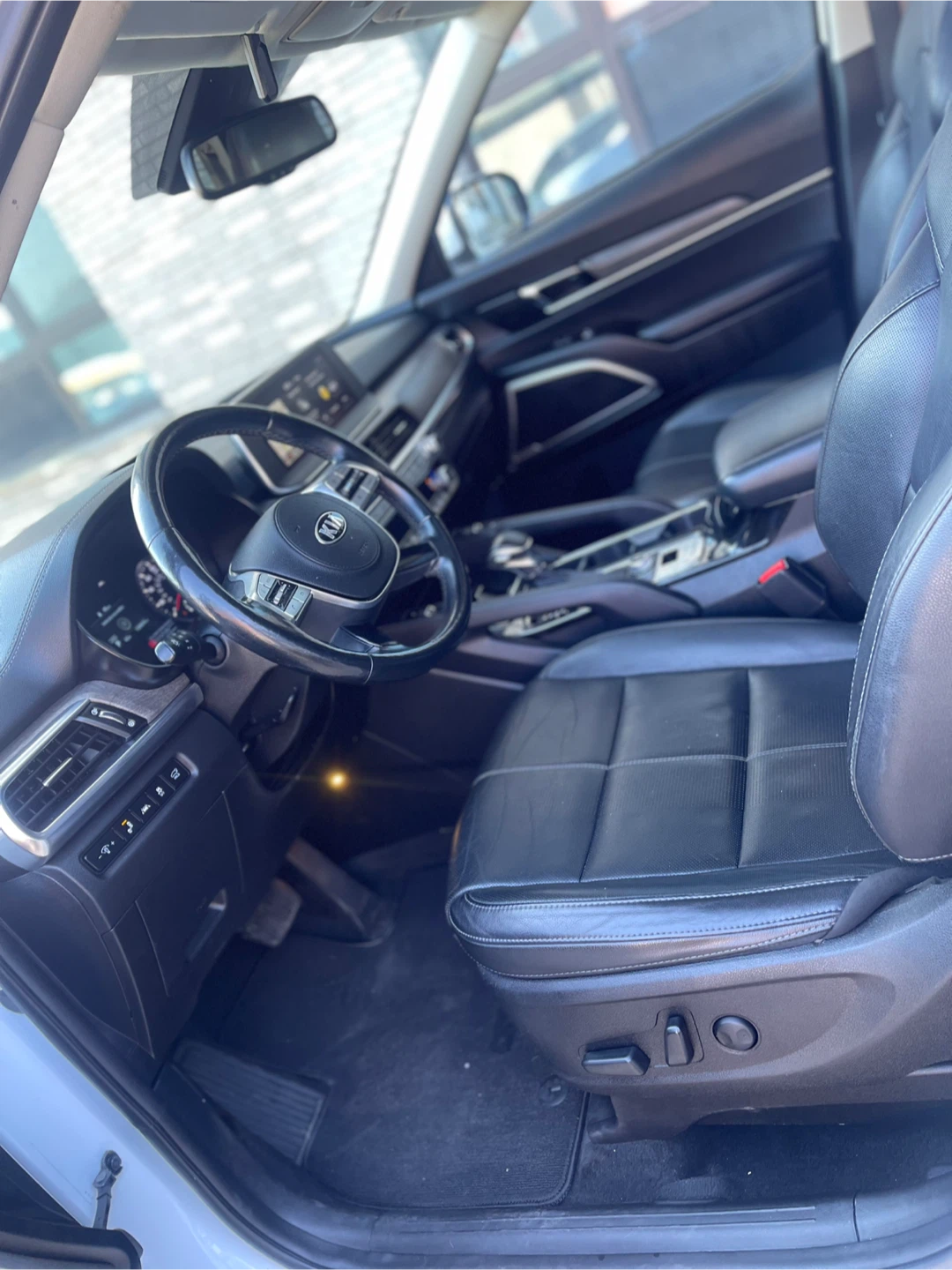 White Kia Telluride SUV 2020 - photo 5