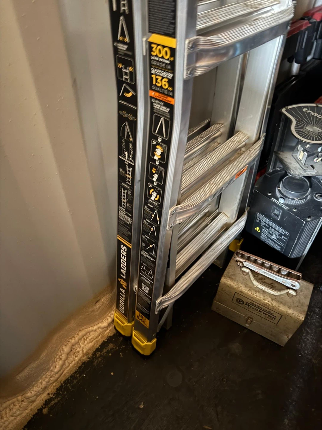 Gorilla Ladders 300 lb Load Rating Extension Ladder - photo 3