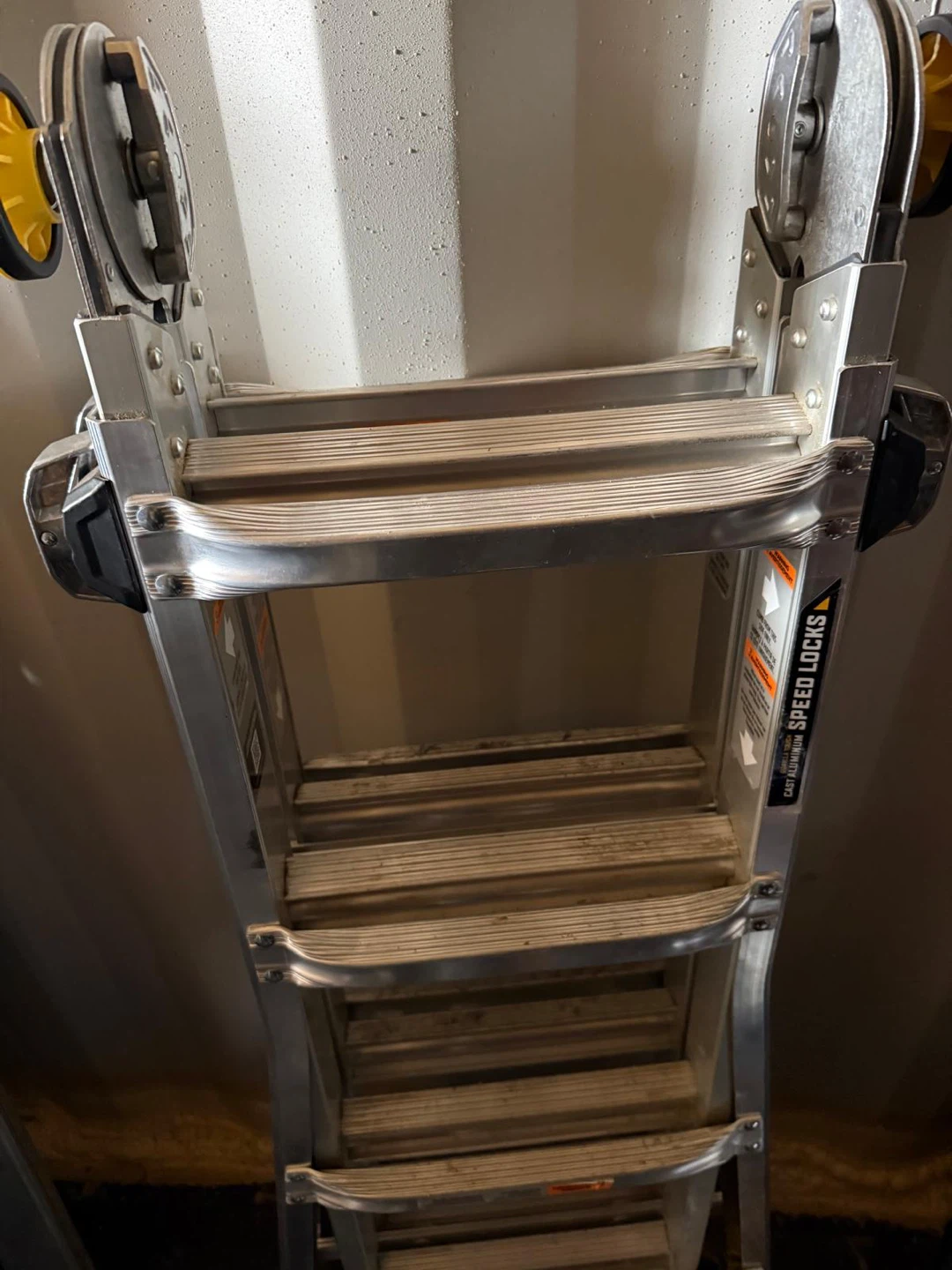 Gorilla Ladders 300 lb Load Rating Extension Ladder - photo 4