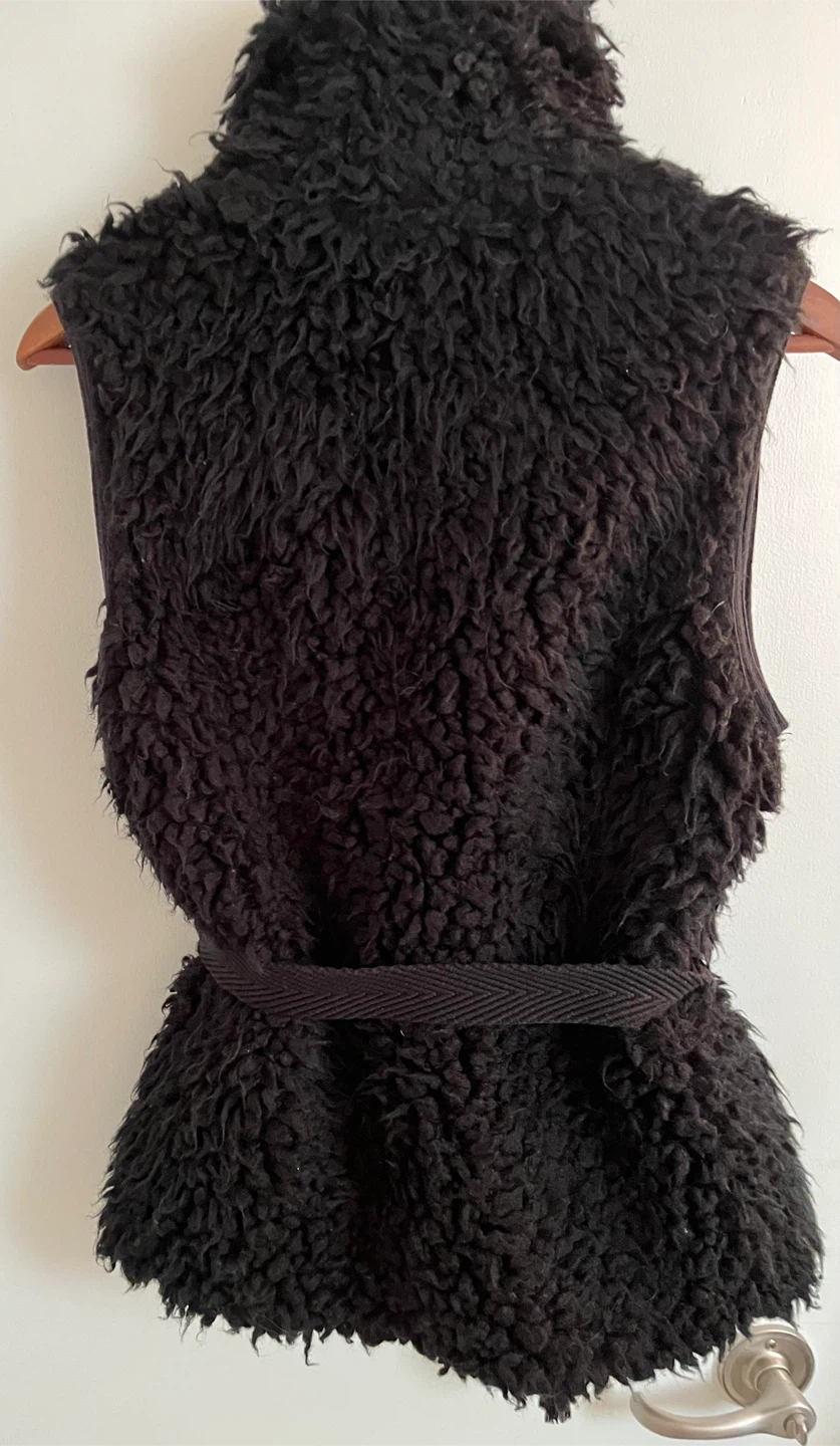 Wilfred Black Shaggy Vest with Belt 🥕 - photo 4