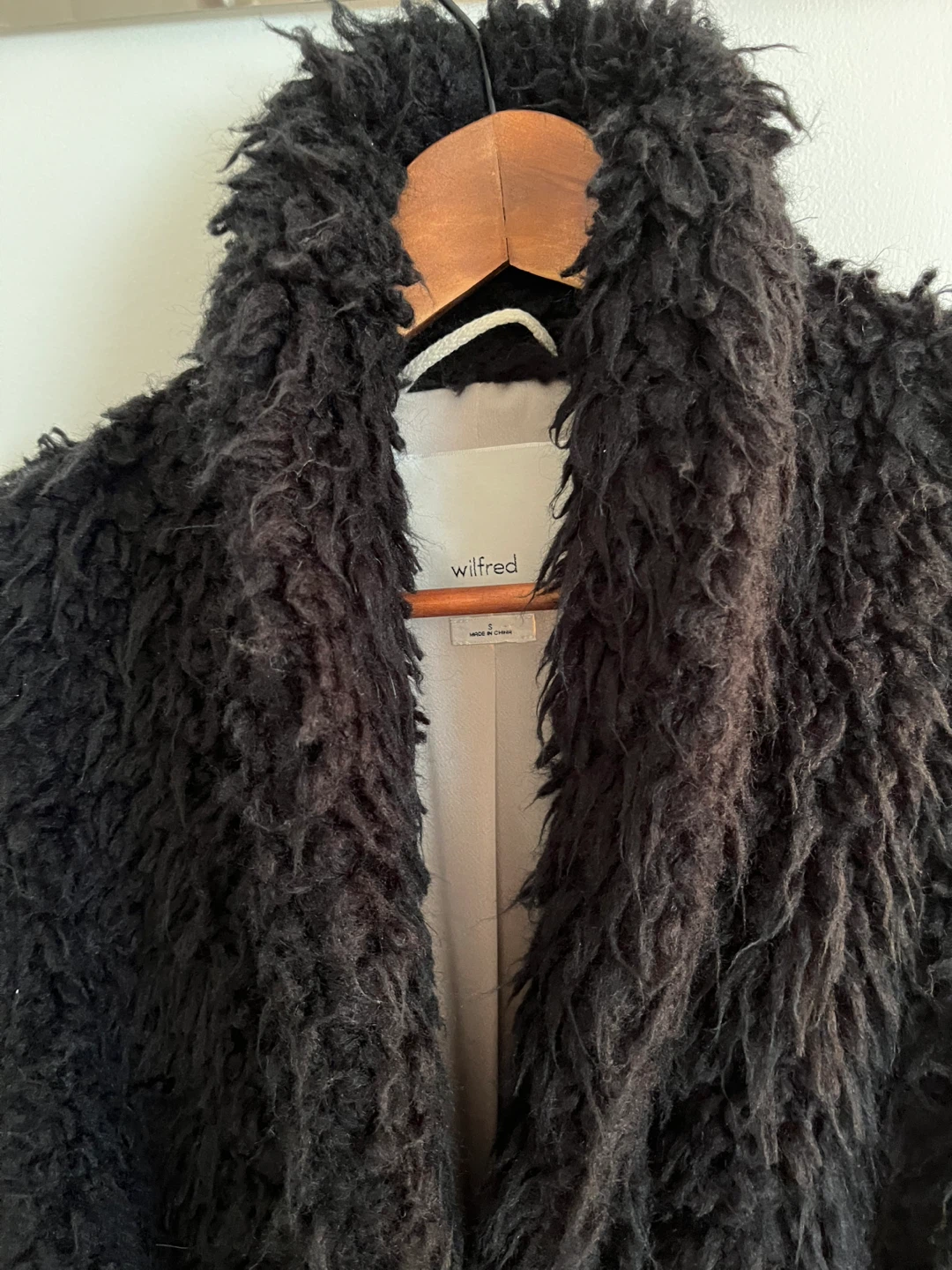 Wilfred Black Shaggy Vest with Belt 🥕 - photo 2