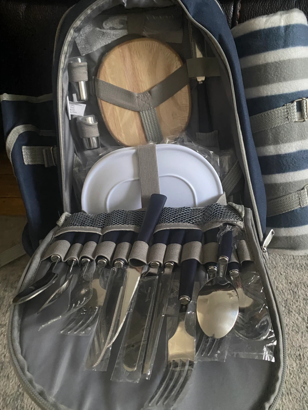 Picnic Backpack Set with Blanket - photo 2