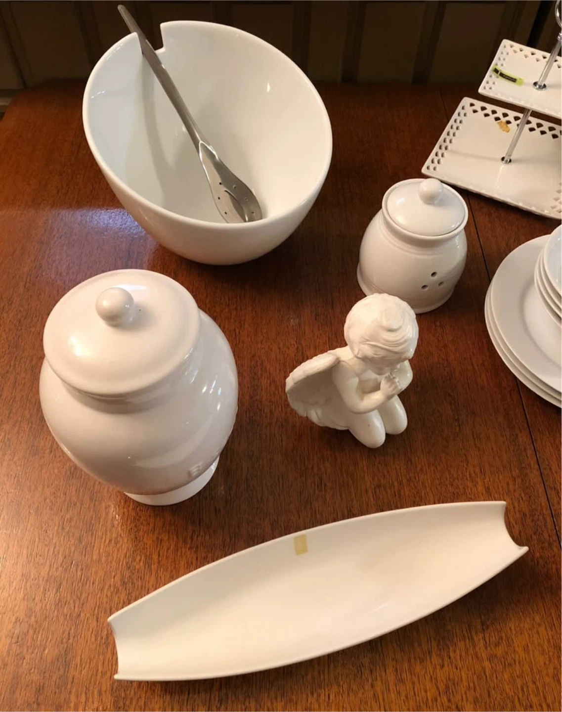White Ceramic Lot 🥕 - photo 2