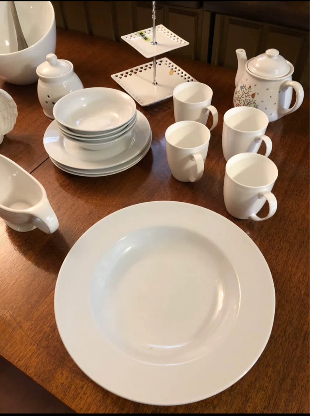 White Ceramic Lot 🥕 - photo 4