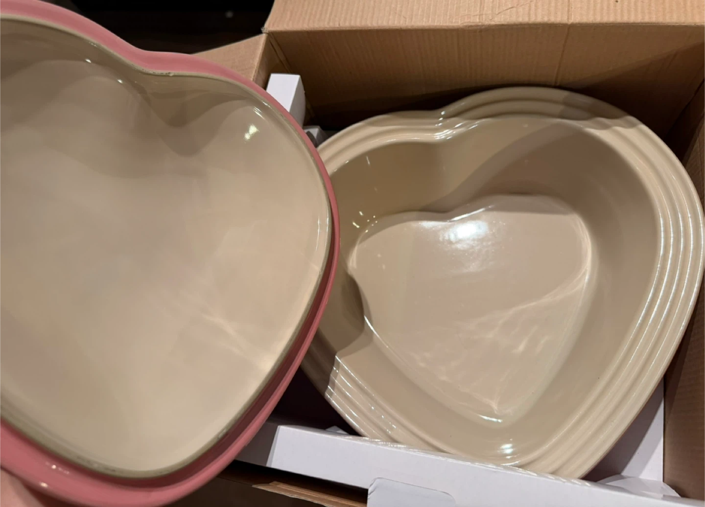 Le Creuset Heart Casserole with Lid 2.4L - photo 3