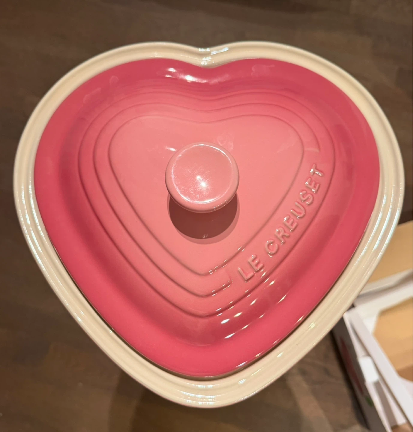Le Creuset Heart Casserole with Lid 2.4L - photo 4