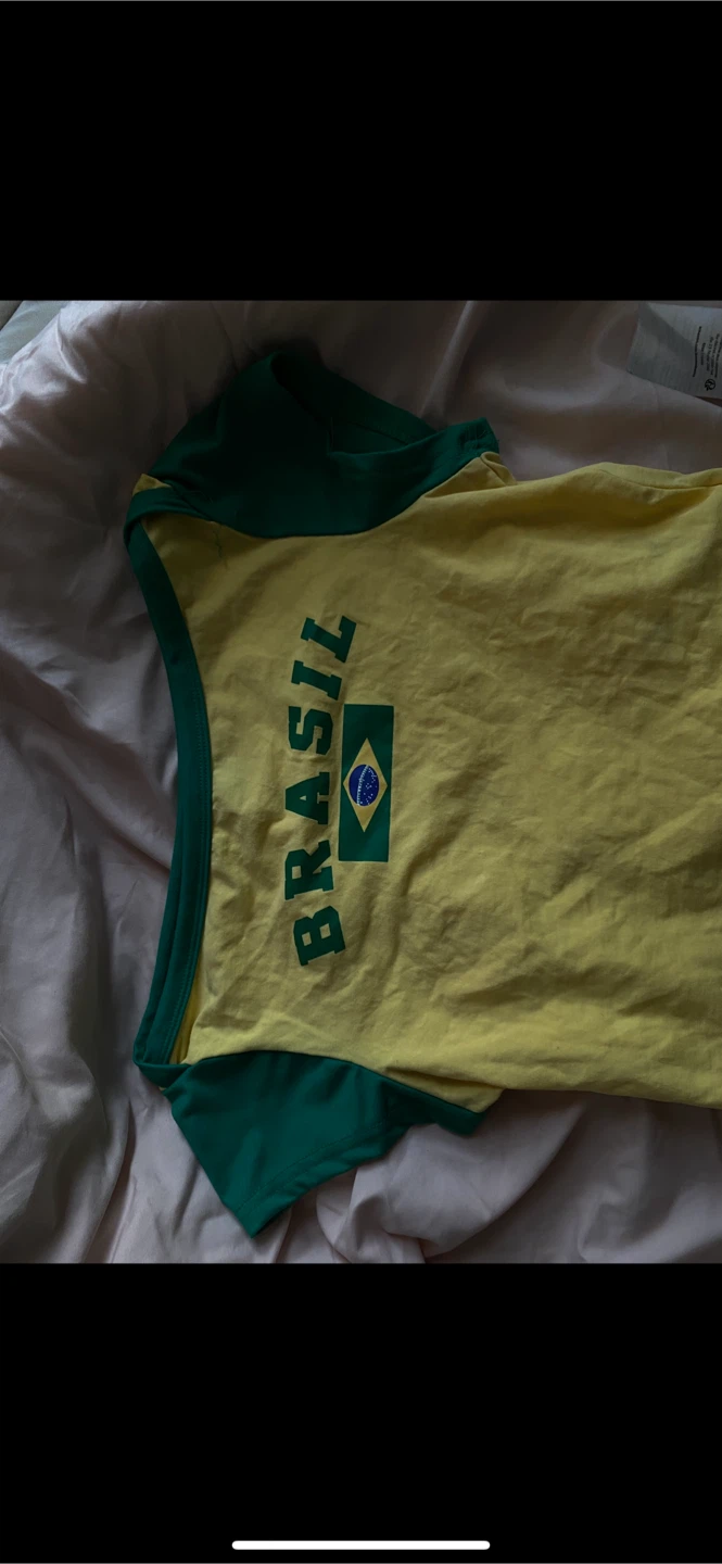 Women’s Thrift Brazil Graphic T-Shirt Yellow Green Size S