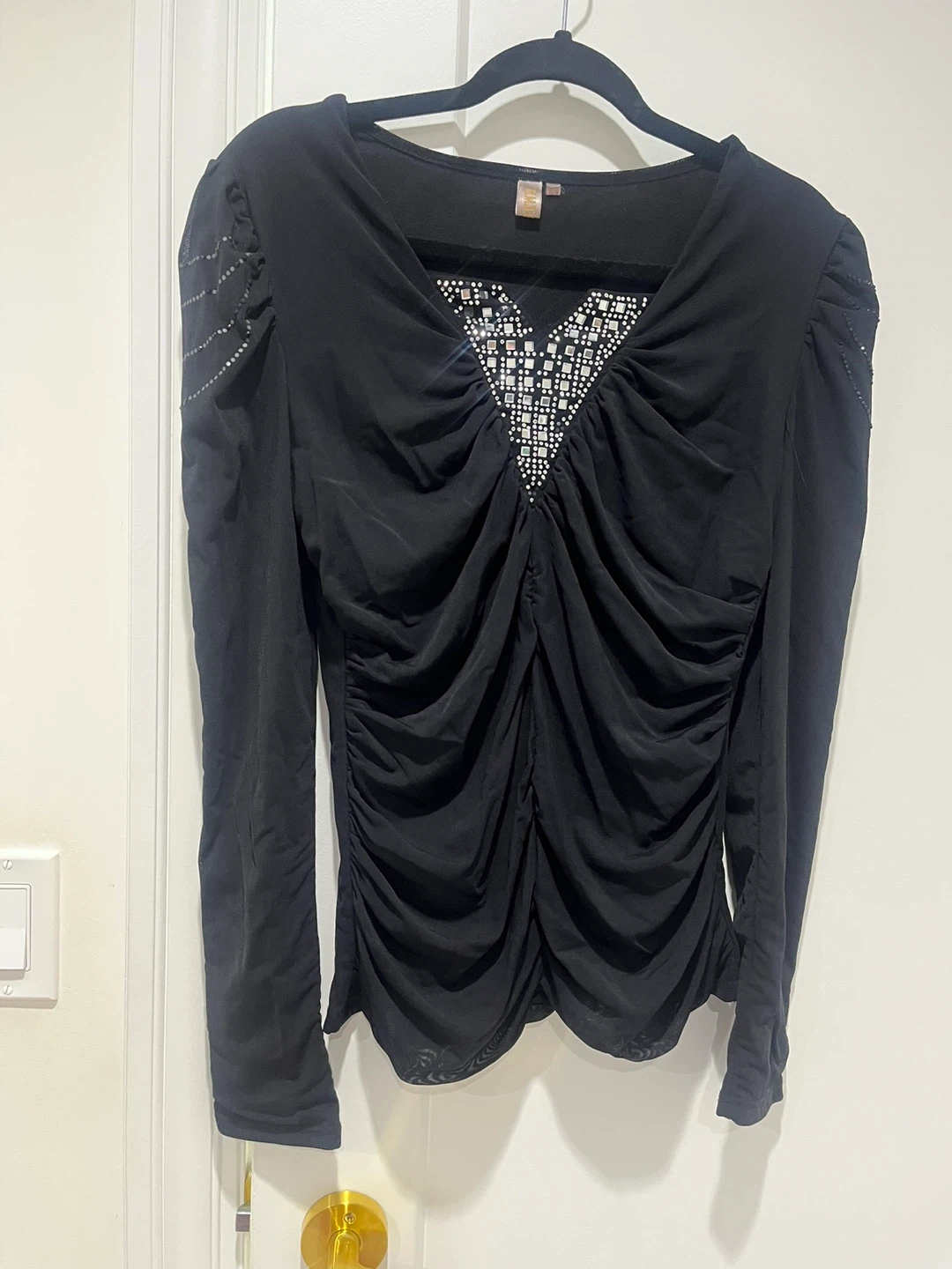 Black Embellished Ruched Long Sleeve Top