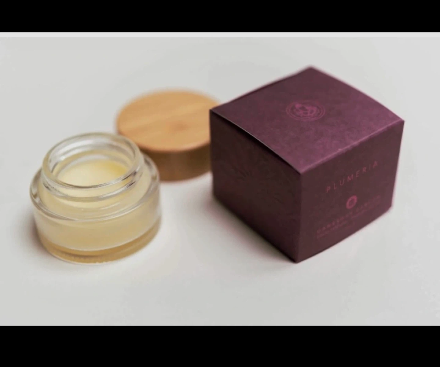 NIB Ganesha’s Garden Solid Perfume WHITE LOTUS or PLUMERIA - photo 2