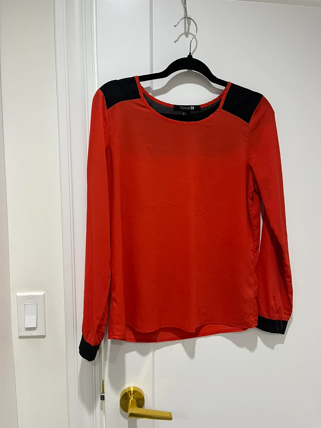 Forever 21 Red & Black Long Sleeve Blouse Size S