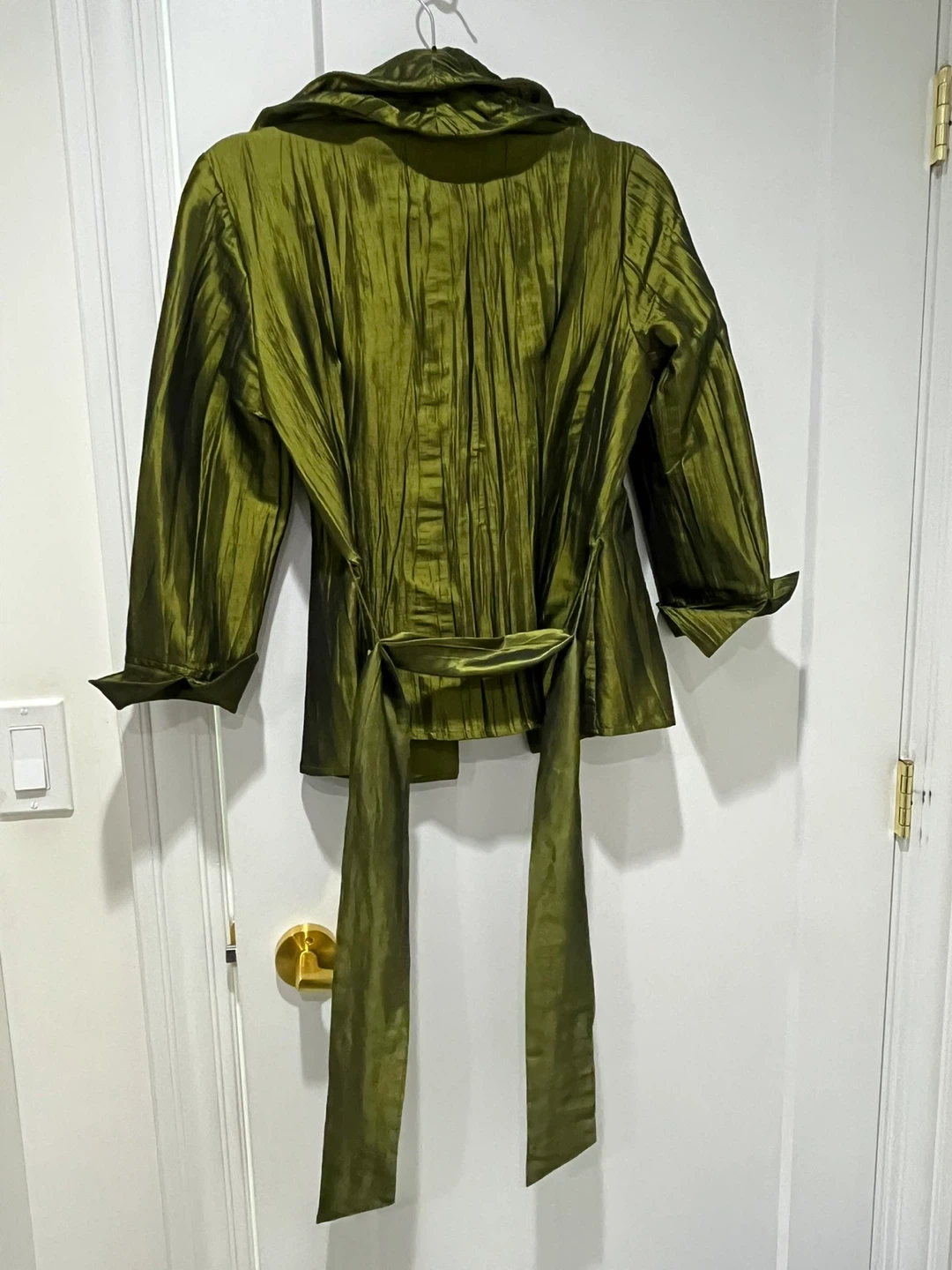 Cleo Green Crinkle Button-Up Blouse - Size S/P - photo 2
