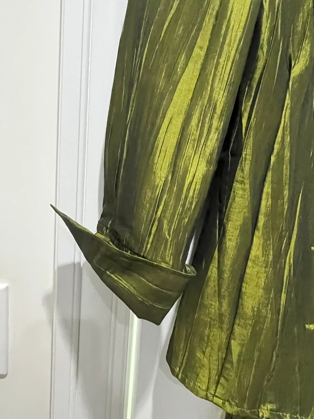Cleo Green Crinkle Button-Up Blouse - Size S/P - photo 5