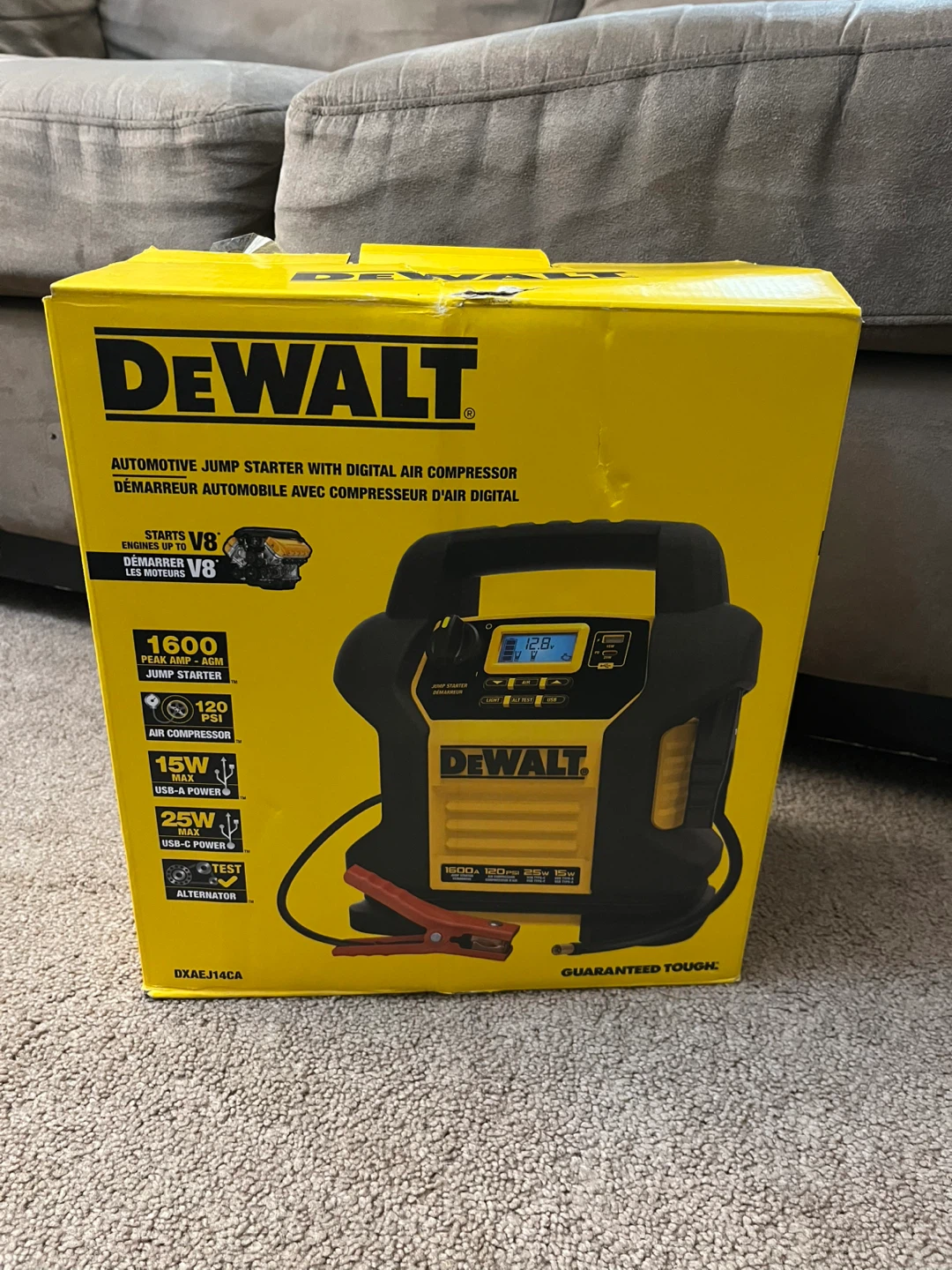 DeWalt Automotive Jump Starter with Digital Air Compressor - photo 2