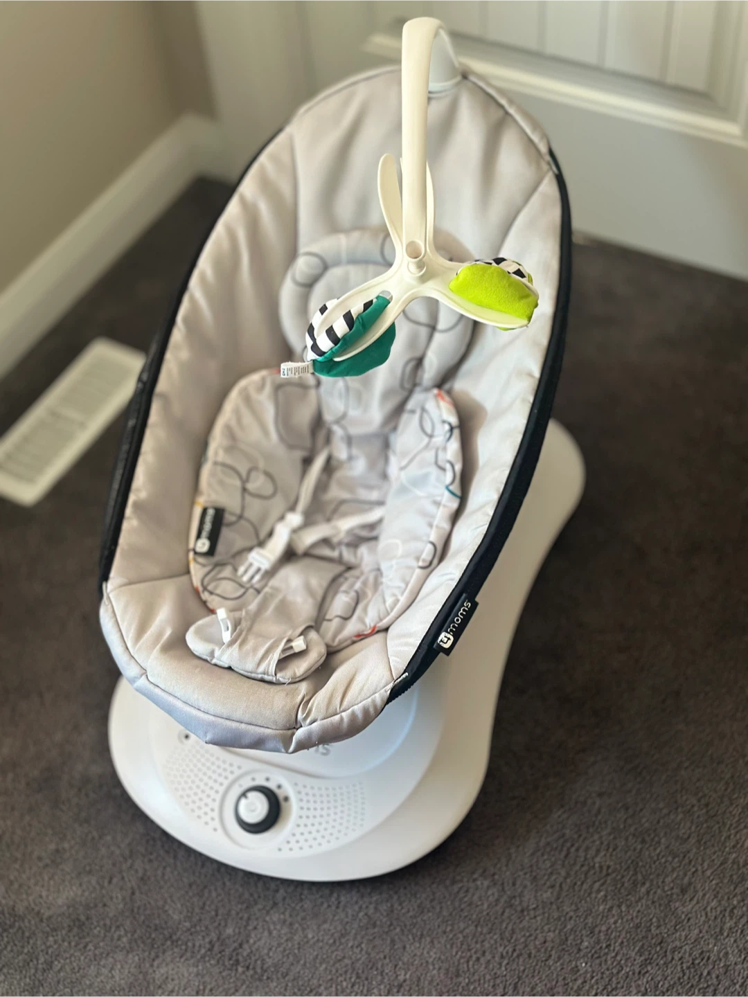 4moms rockaRoo Infant Seat