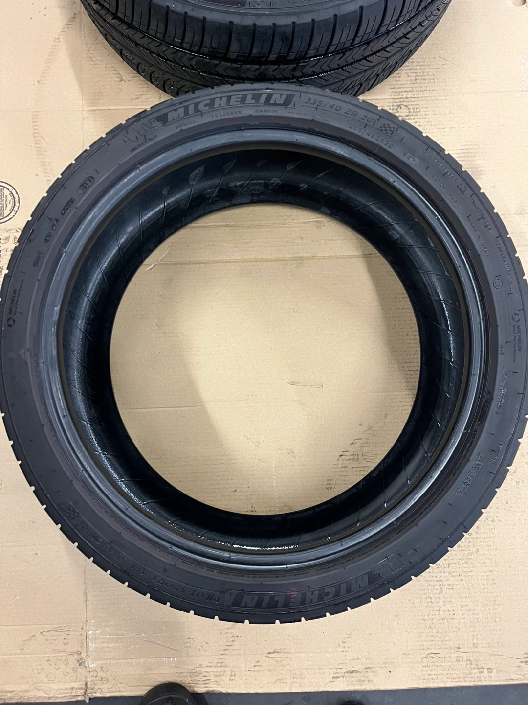 Michelin Pilot Sport 4 Tires (Set of 2)