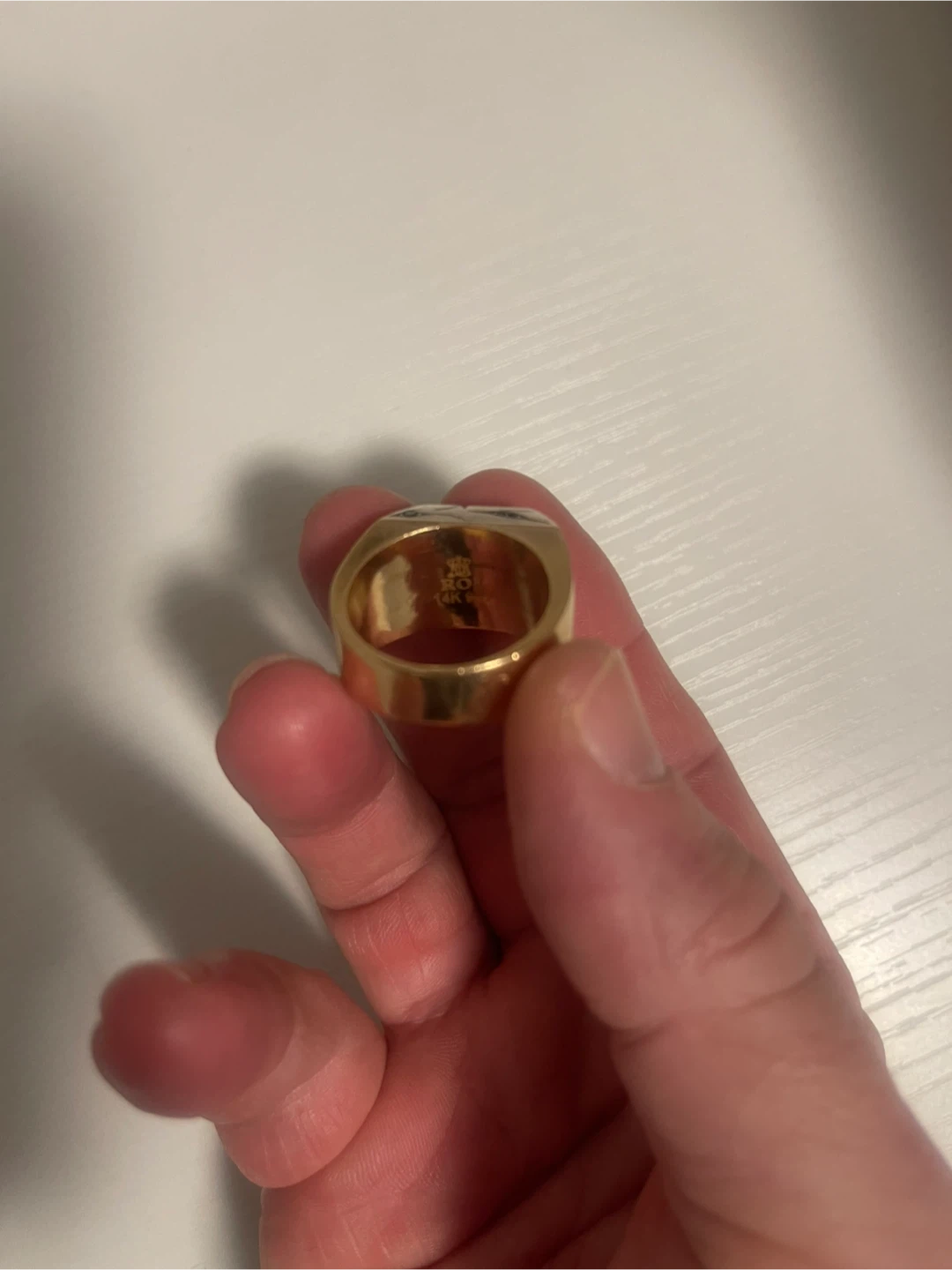 Gold Tone Signet Ring with Engraved Design🥕 - photo 3