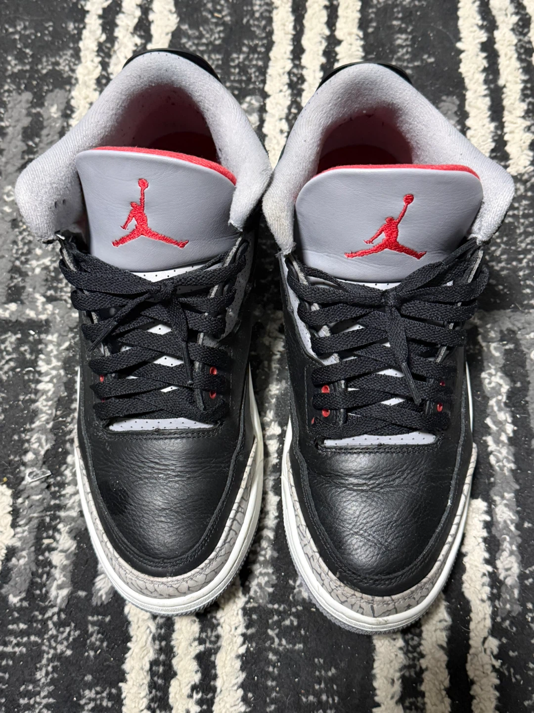 Size 9.5 - Air Jordan 3 Retro OG 2024 Black Cement - photo 4