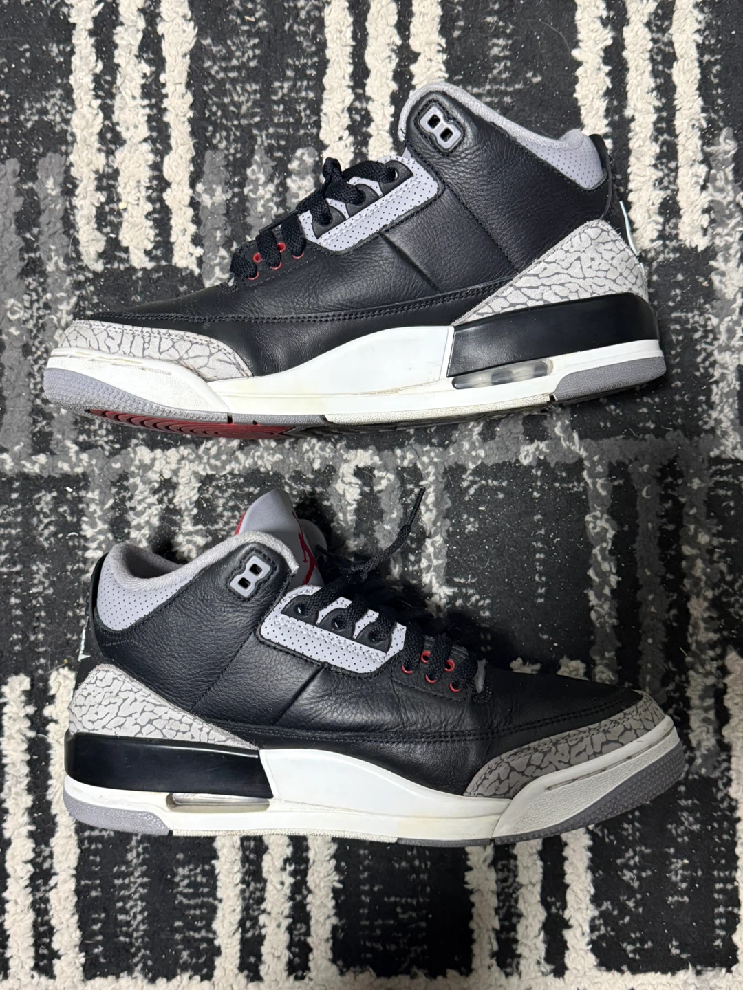 Size 9.5 - Air Jordan 3 Retro OG 2024 Black Cement - photo 3