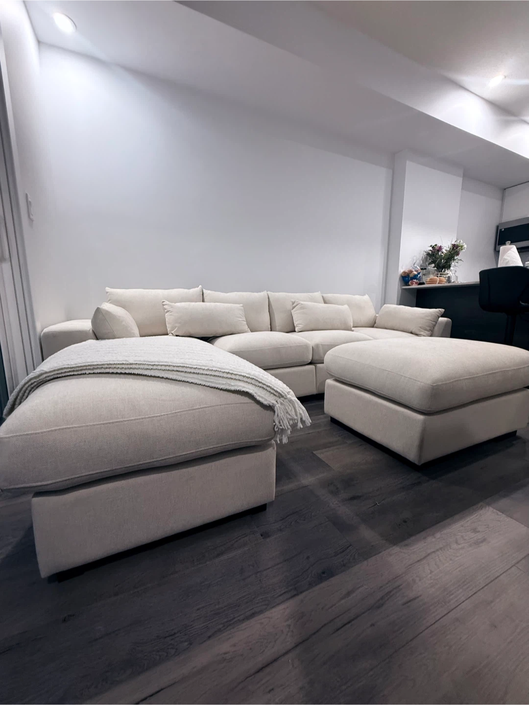 Couch Beige Linen Blend - photo 4