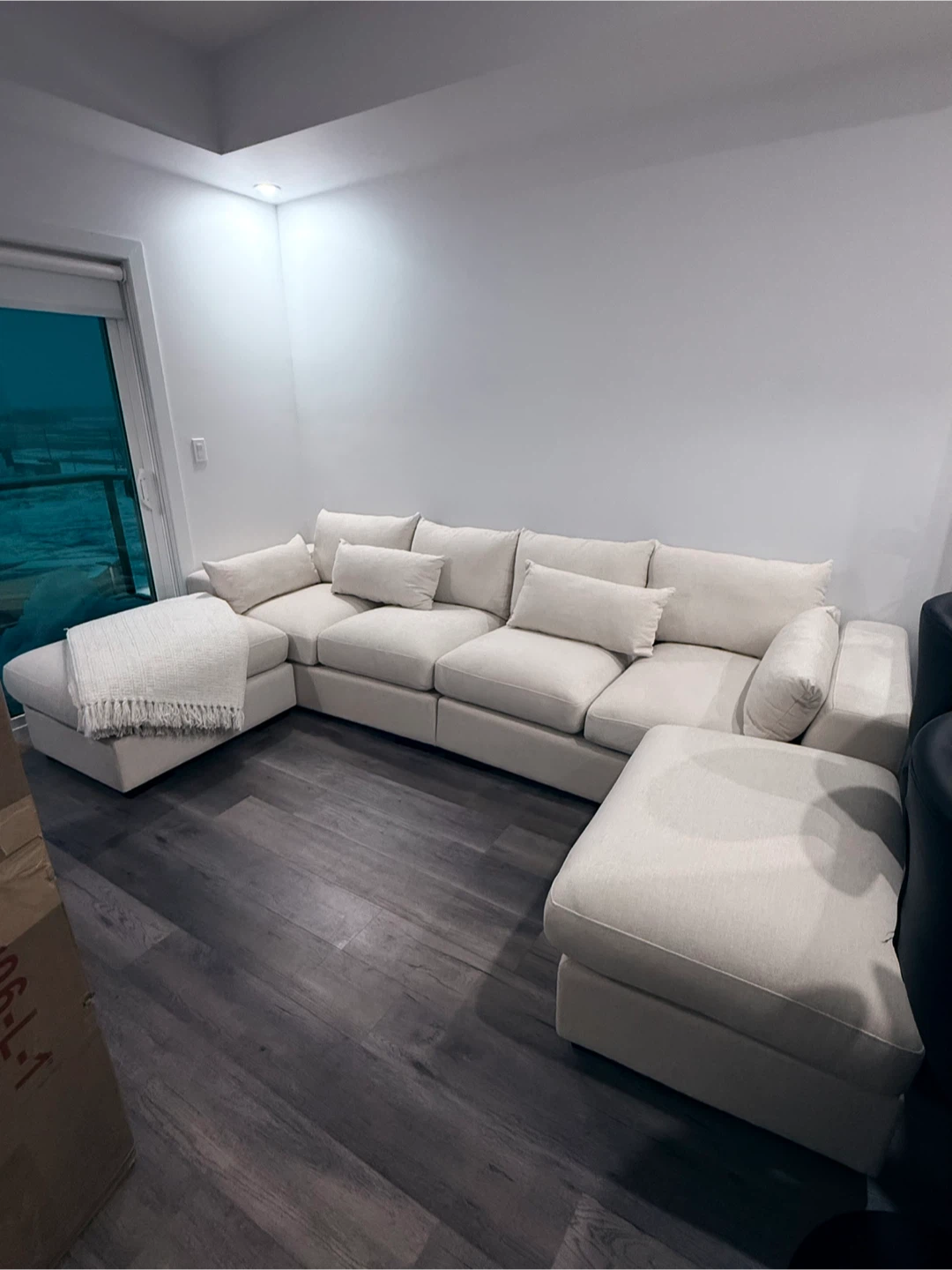 Couch Beige Linen Blend