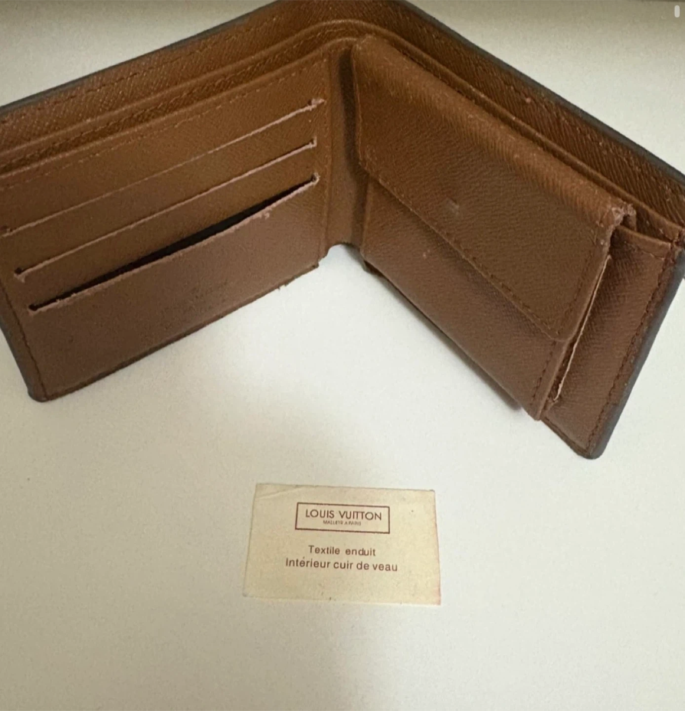 Louis Vuitton Bifold Wallet - photo 2