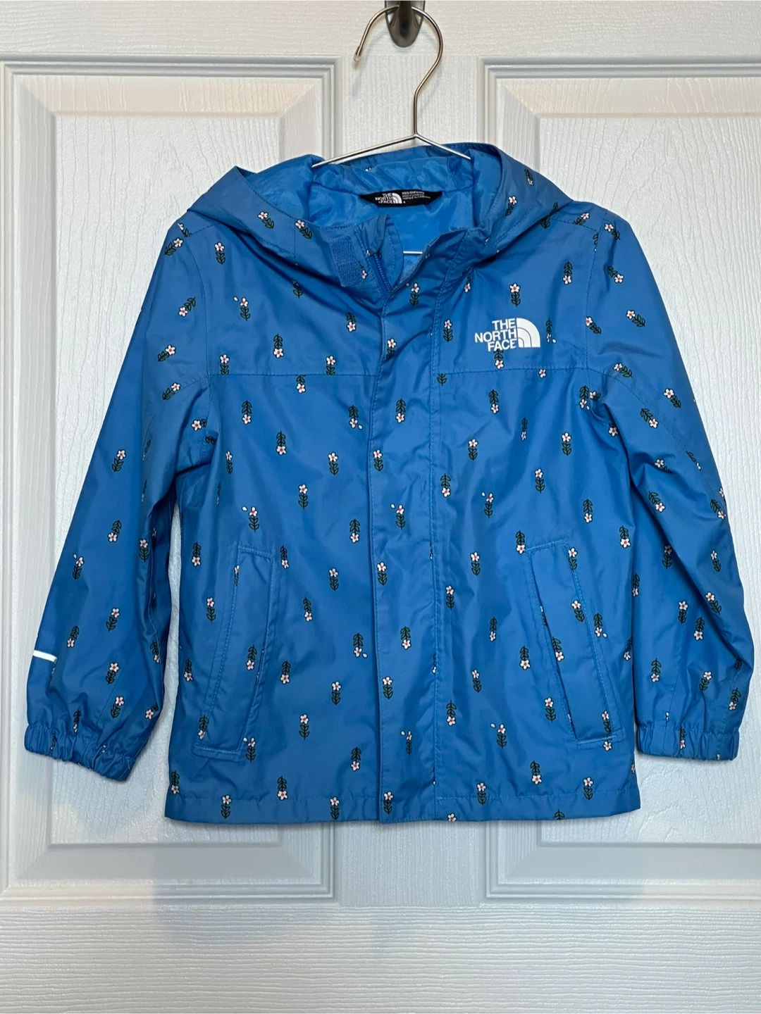 The North Face Kids' Blue Floral Rain Jacket Size 4