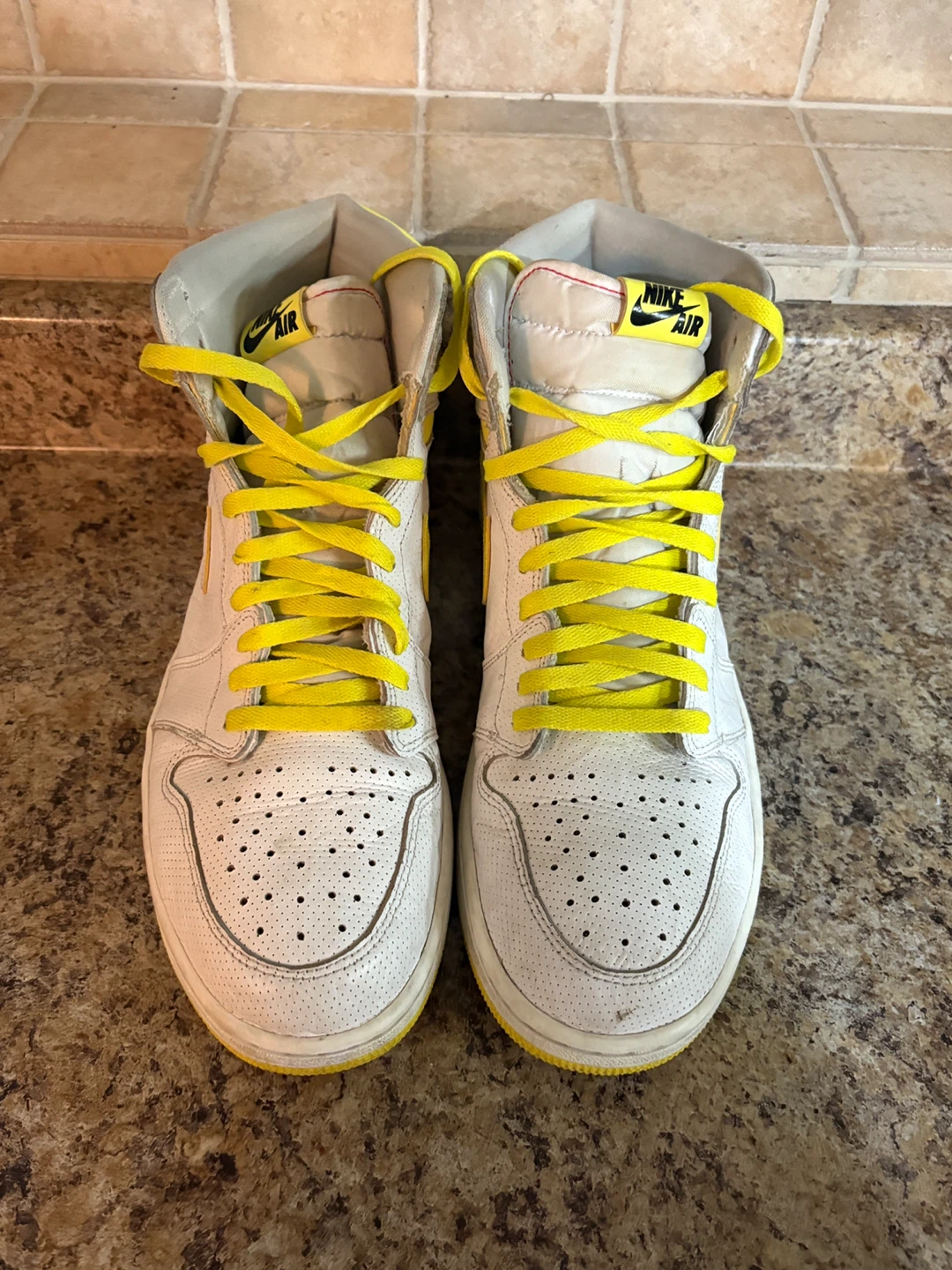 Nike Air Jordan 1 High OG Barcode Sneakers White/Yellow - photo 4