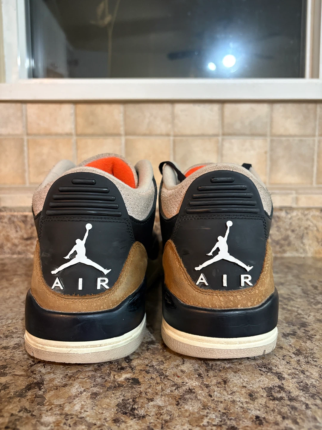 Air Jordan 3 Retro Shoes - photo 2