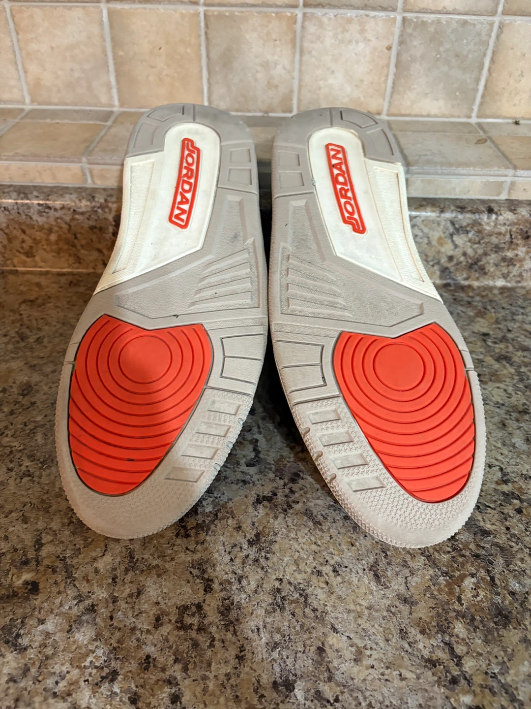 Air Jordan 3 Retro Shoes - photo 5