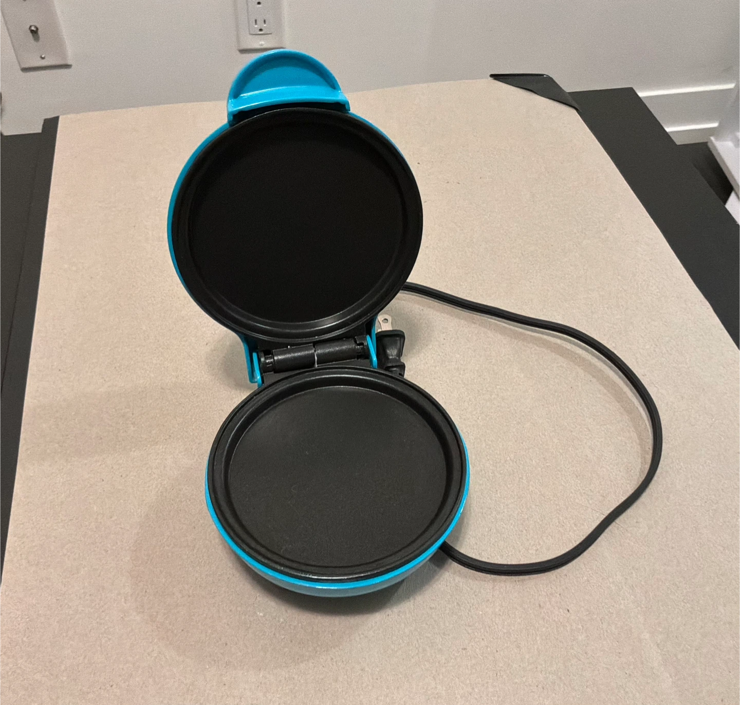 Starfrit Electric Mini Waffle Maker - Blue - photo 2