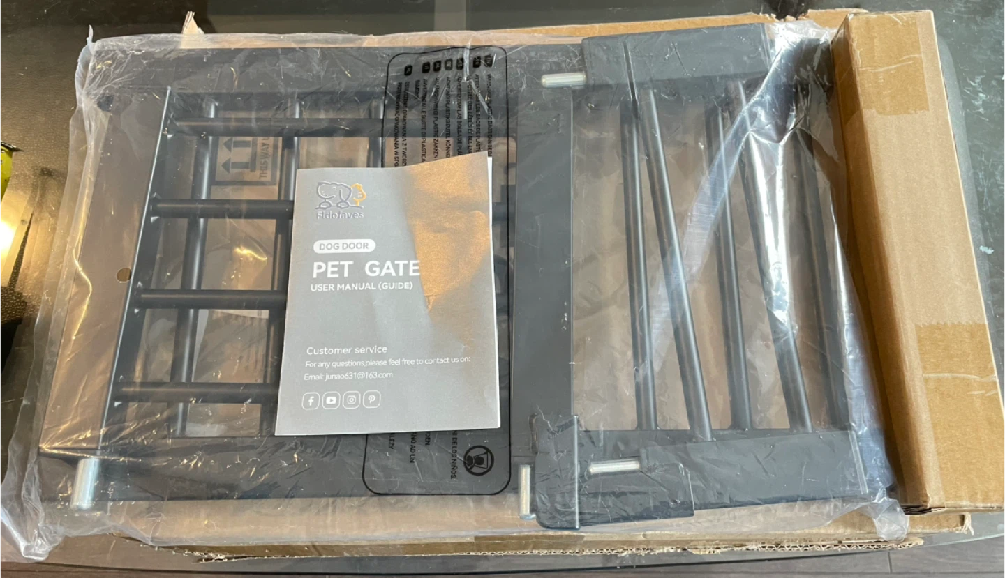 🥕Black Adjustable Extra Wide Metal Pet Gate - photo 4