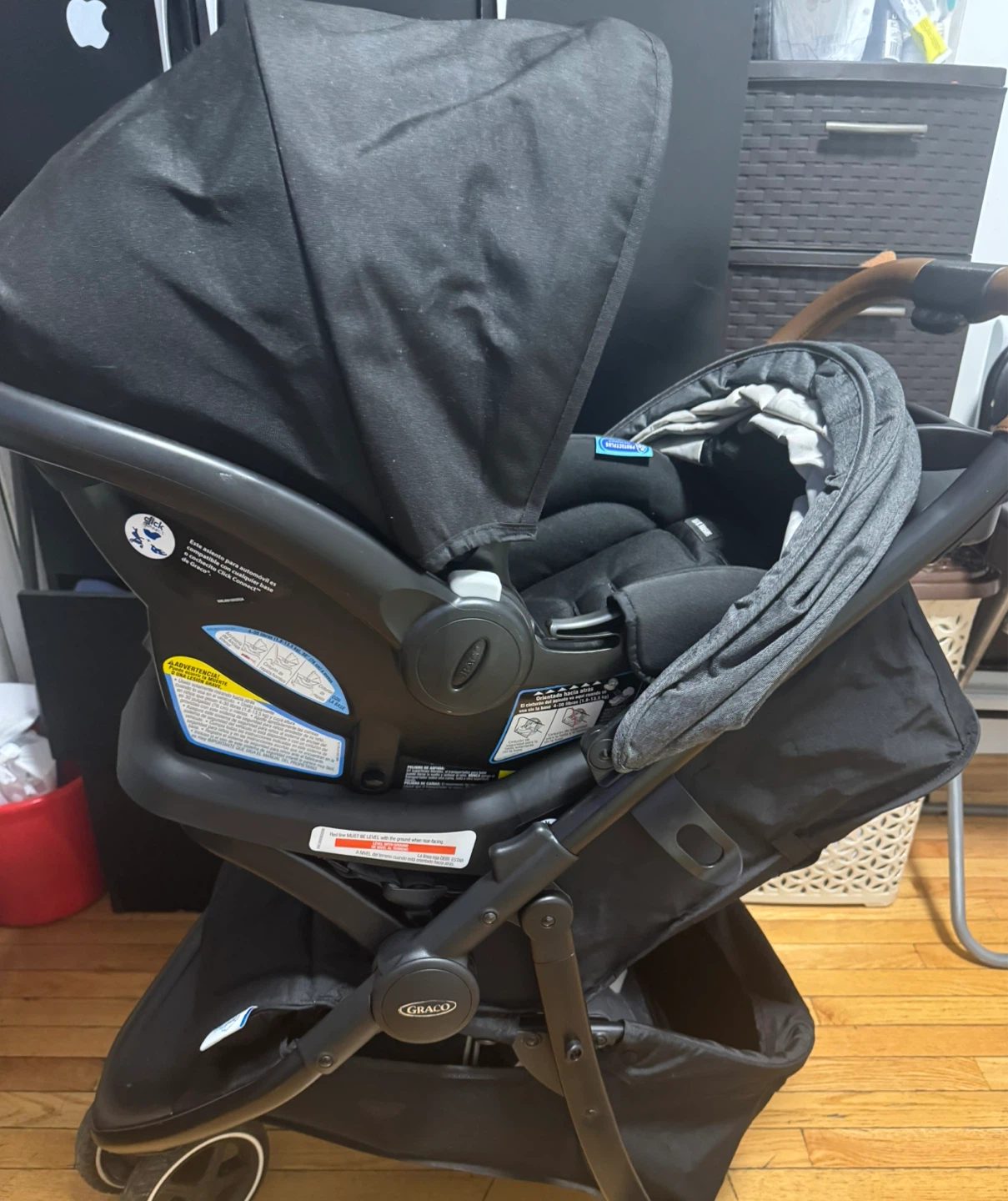 Graco Stroller and Car Seat Travel System - photo 2