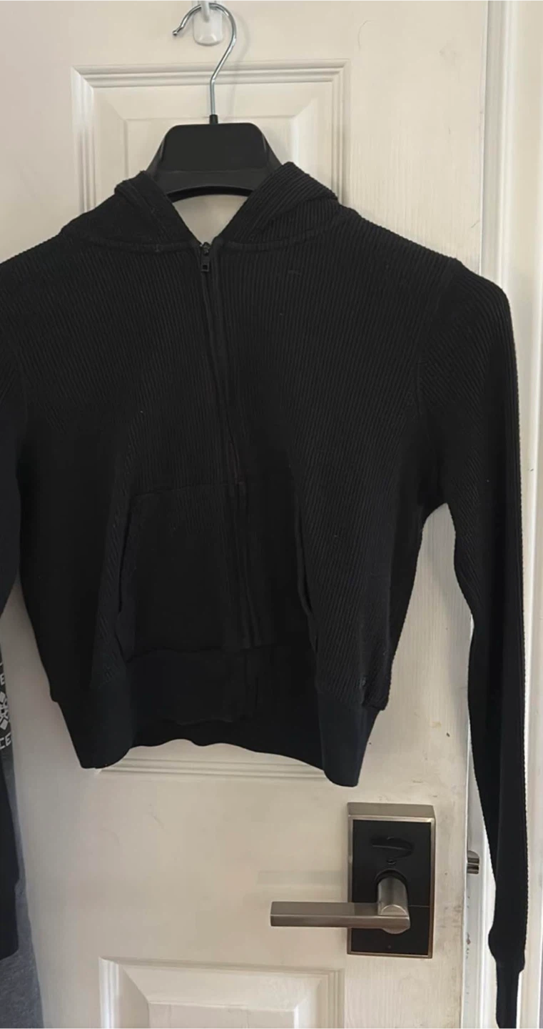 Women TNA waffle cropped black size small Zip-Up Hoodie