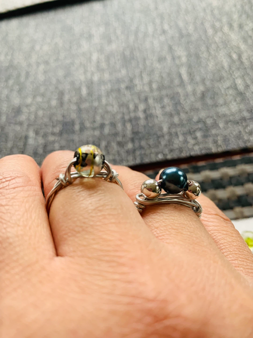 NEW Wired Ring Handcrafted size 8 (resin/glass bead) - photo 4