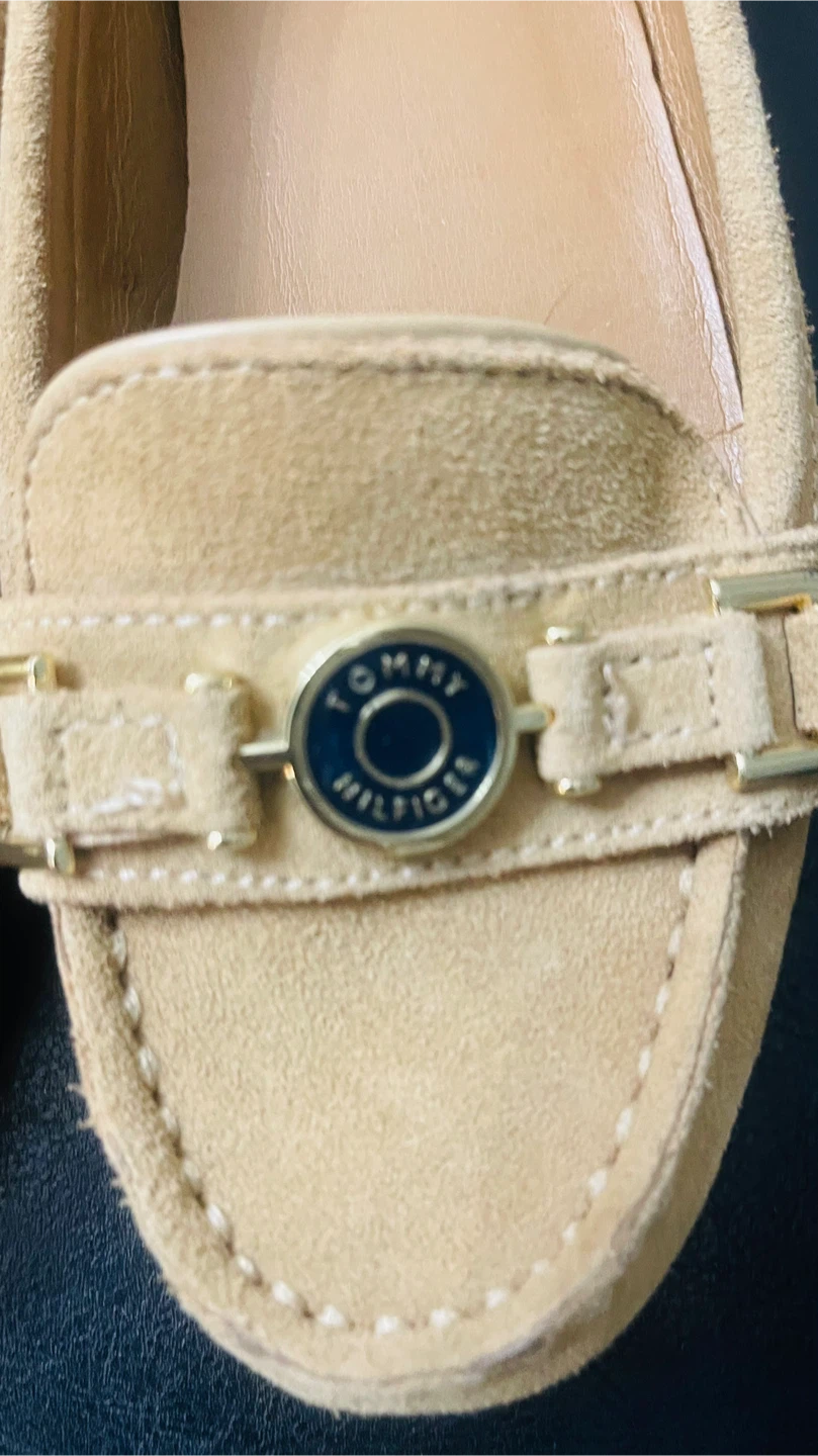 Tommy Hilfiger Suede Loafers - Tan - Size 6 - photo 2