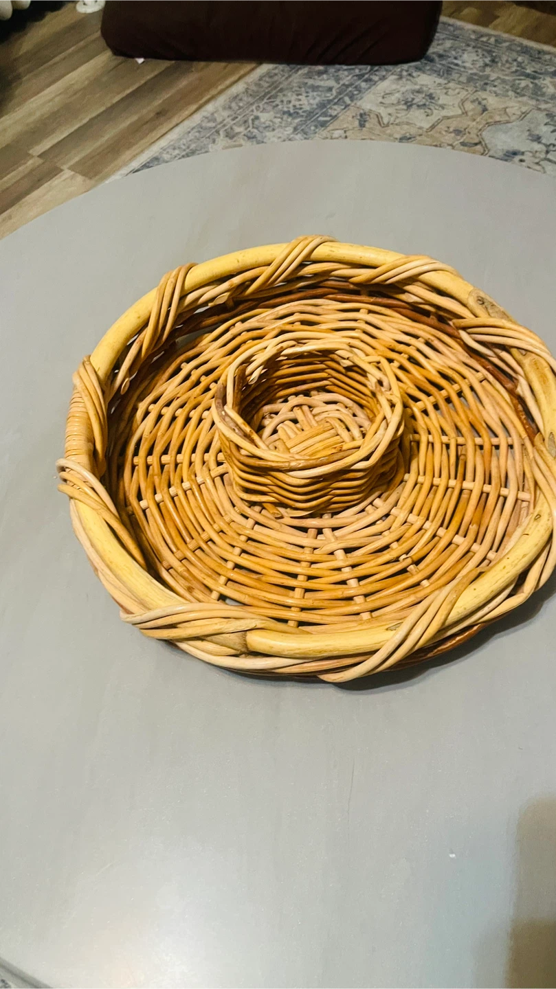 Wicker Chip and Dip Platter