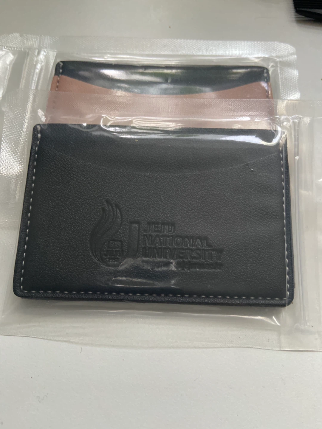 Jeju National card holder - photo 3