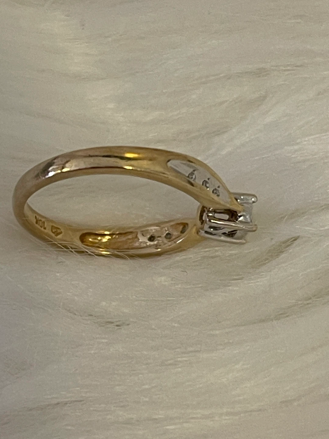 VINTAGE- 10K two tone gold cluster Diamonds - photo 2