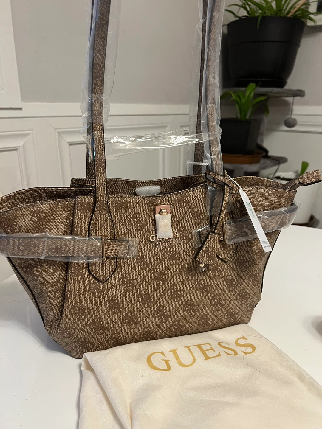 Brand new Guess Tote Bag - Brown