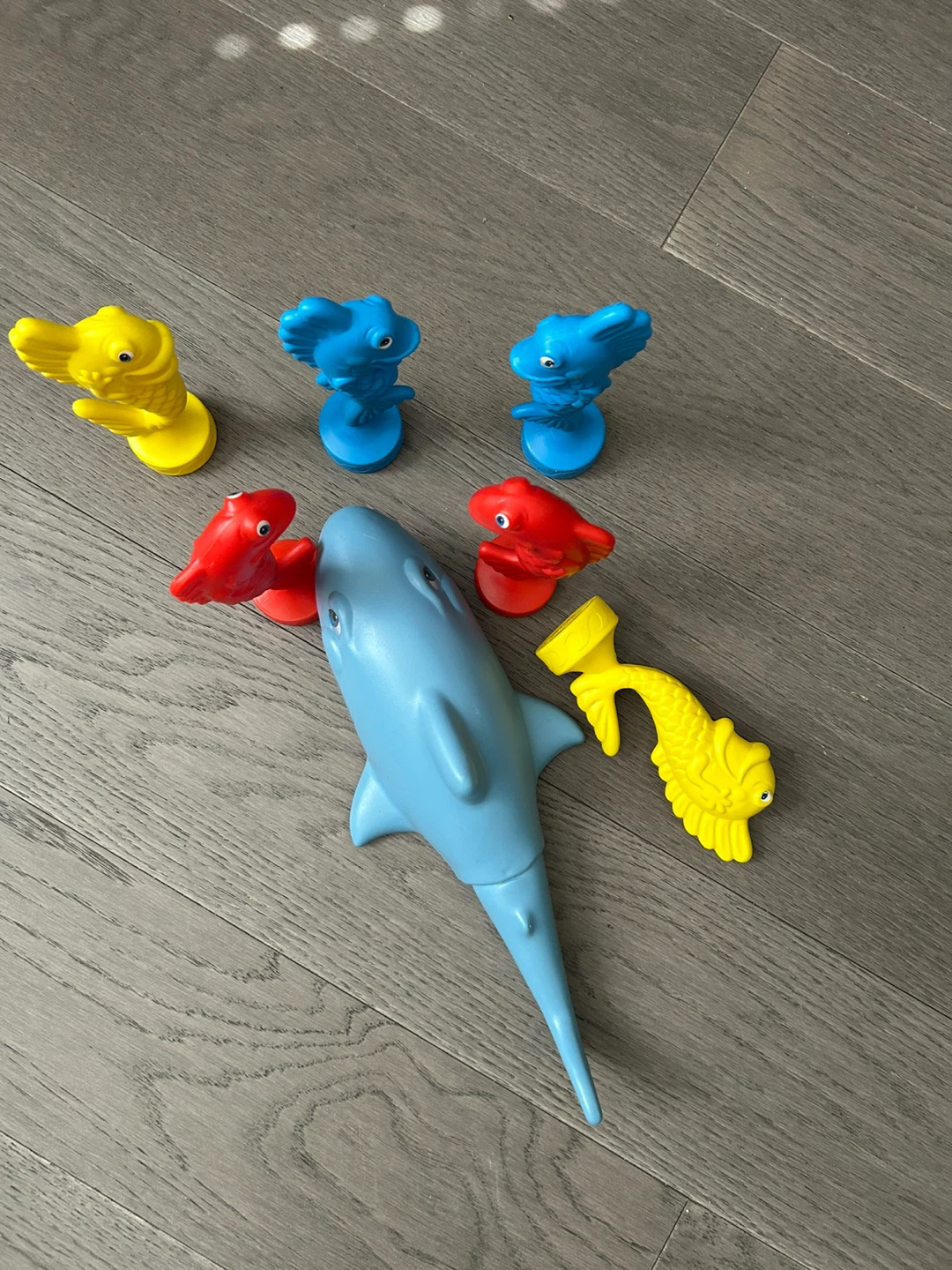 Vintage Shark Attack! Bowling Floor Game, 1991 - photo 5