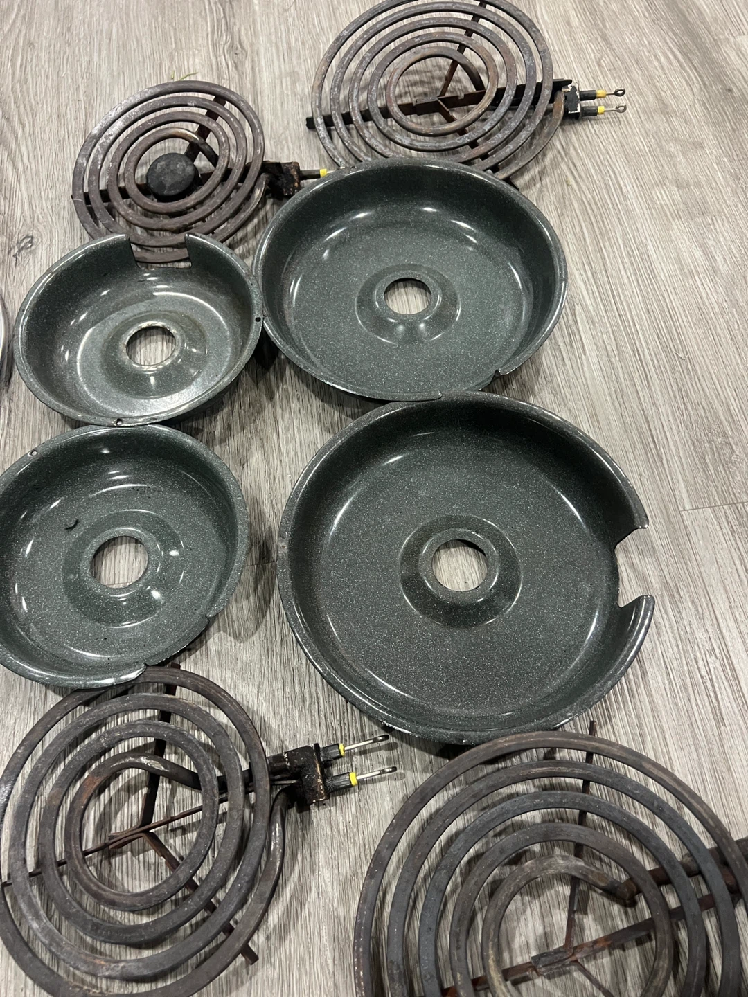 Electric Stove Burners and Drip Pans Set - photo 2