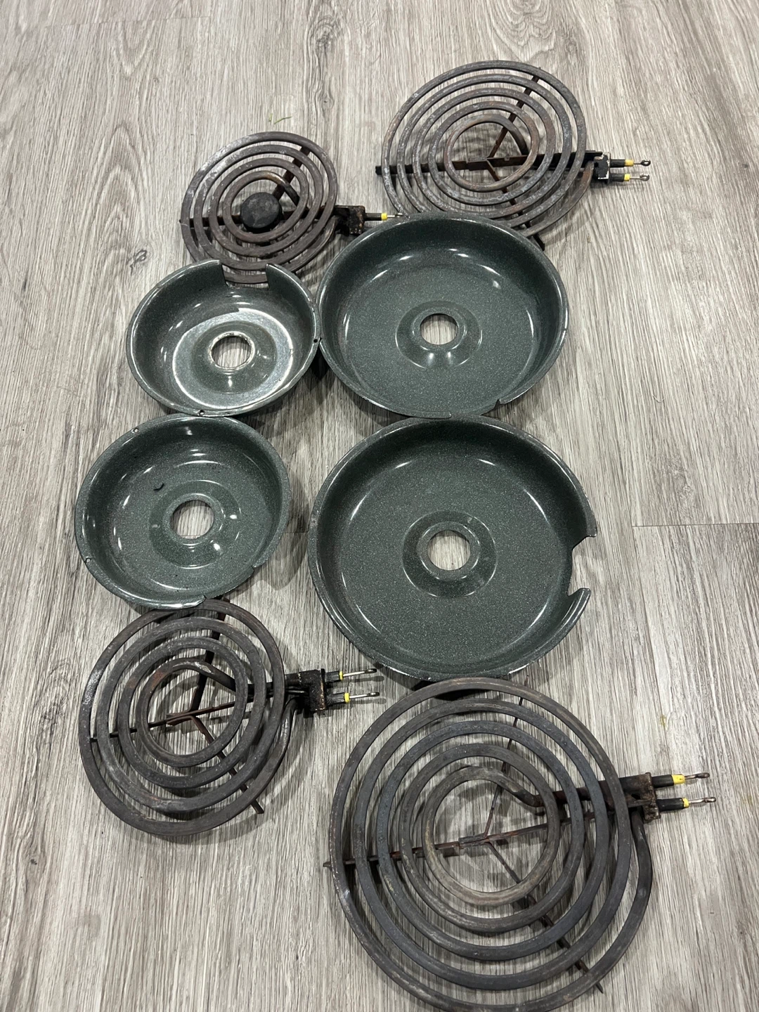 Electric Stove Burners and Drip Pans Set