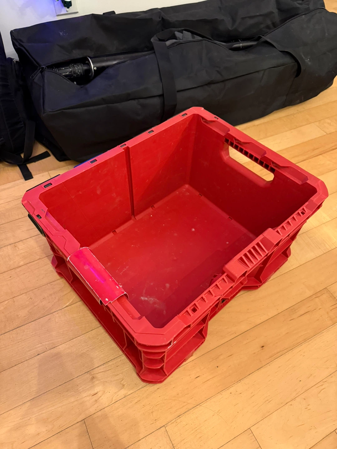 Milwaukee PACKOUT Tool Storage Crate - photo 2
