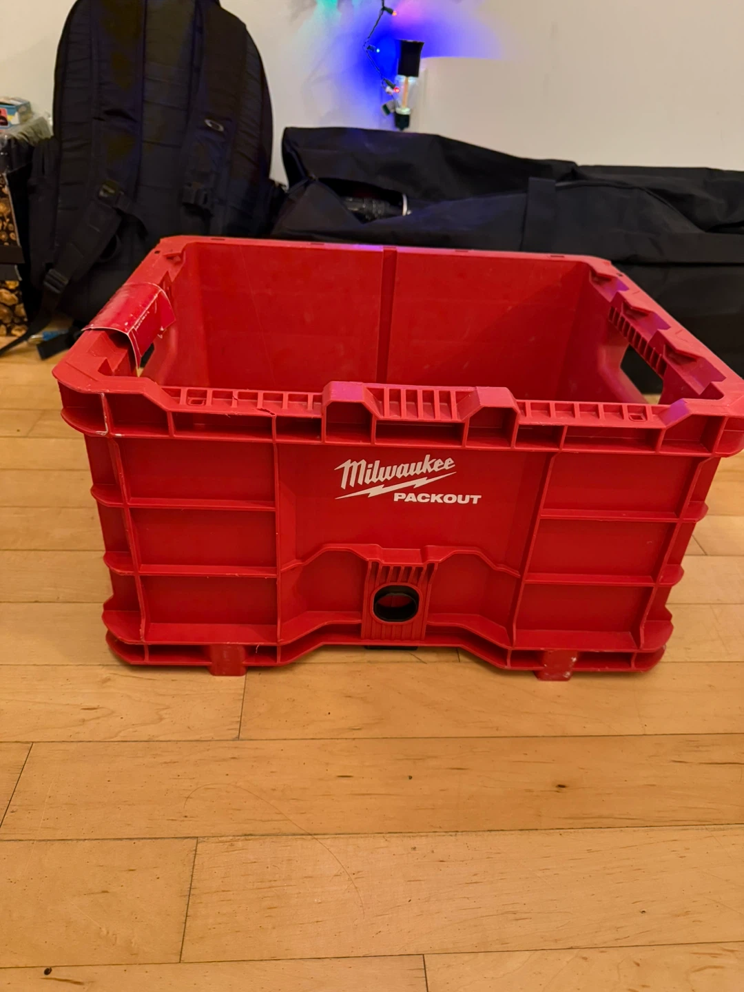 Milwaukee PACKOUT Tool Storage Crate