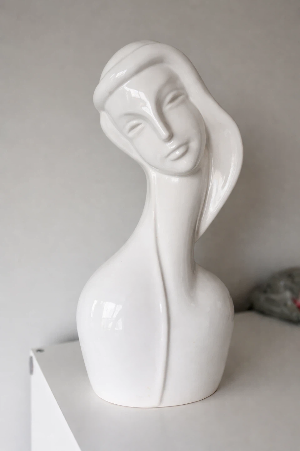 Vintage Art Deco Ceramic Female Bust