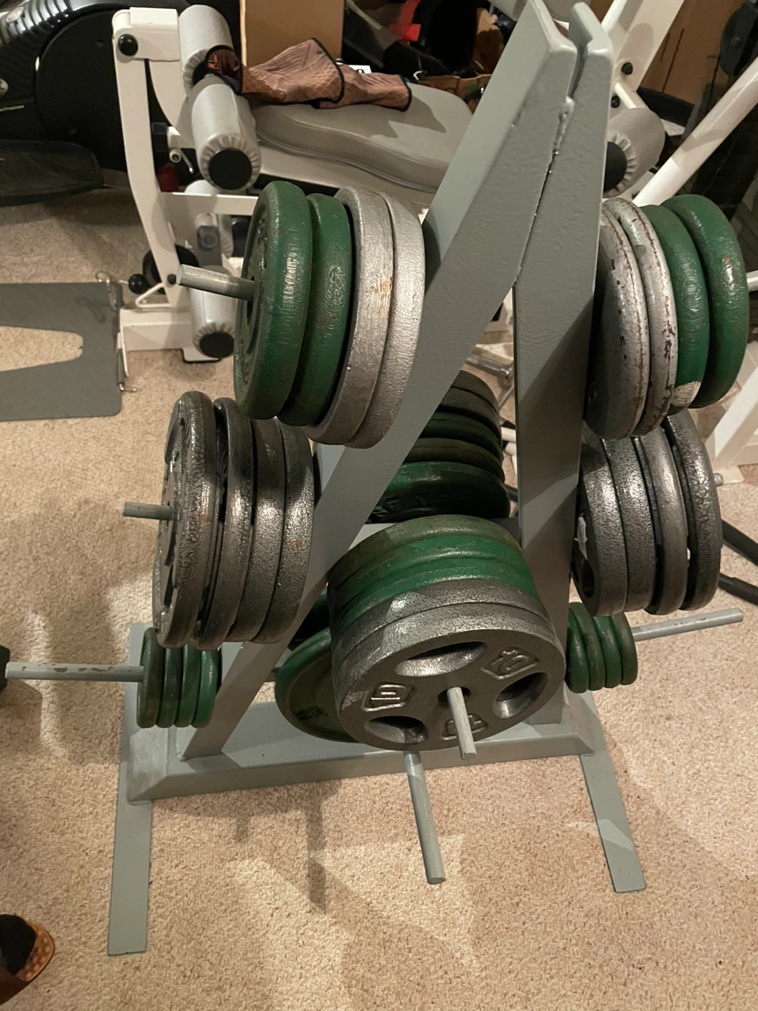 Racks stand and plates
