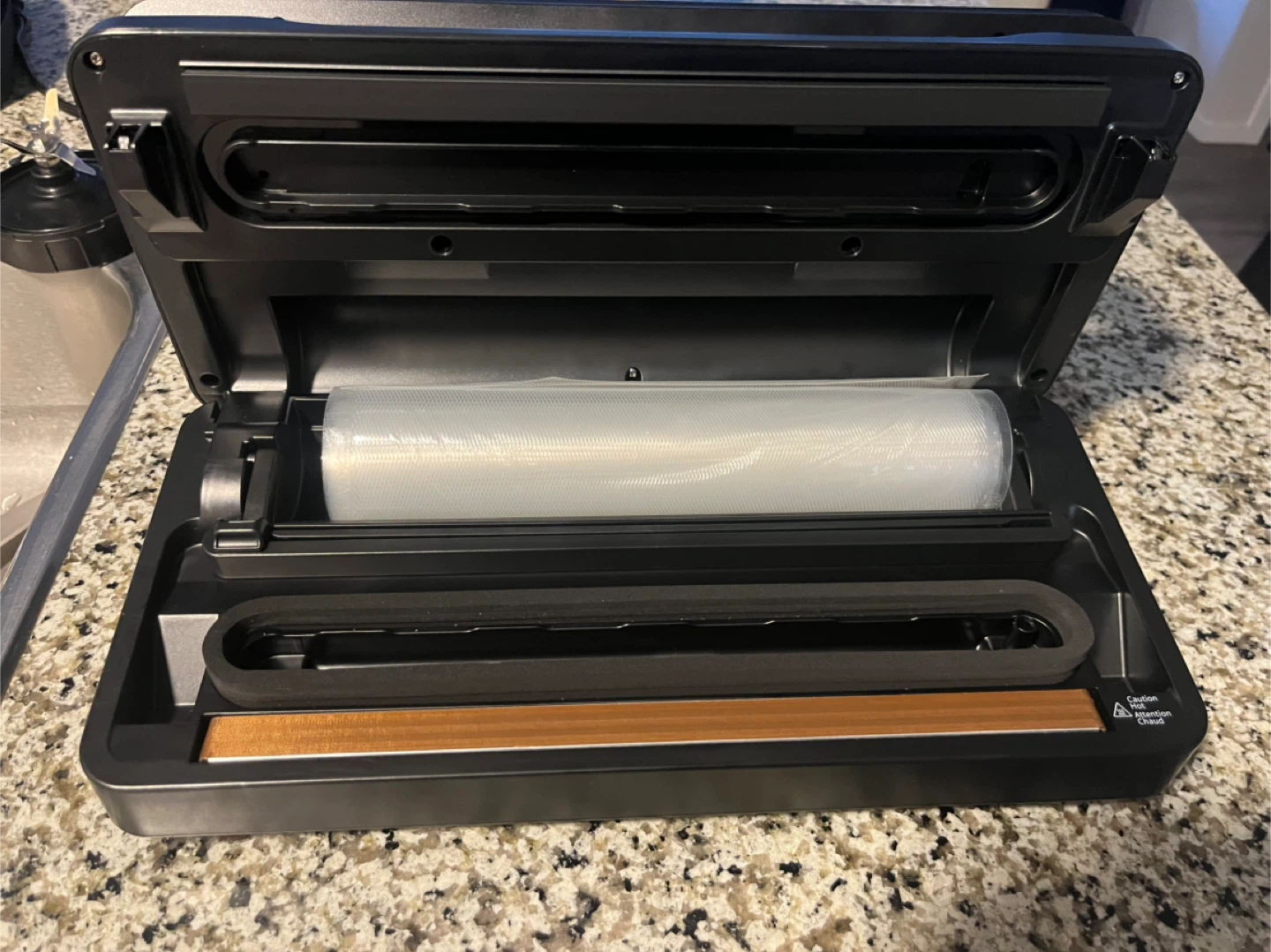 Anova Sous Vide Precision Cooker Pro & Vacuum Sealer Bundle - photo 4
