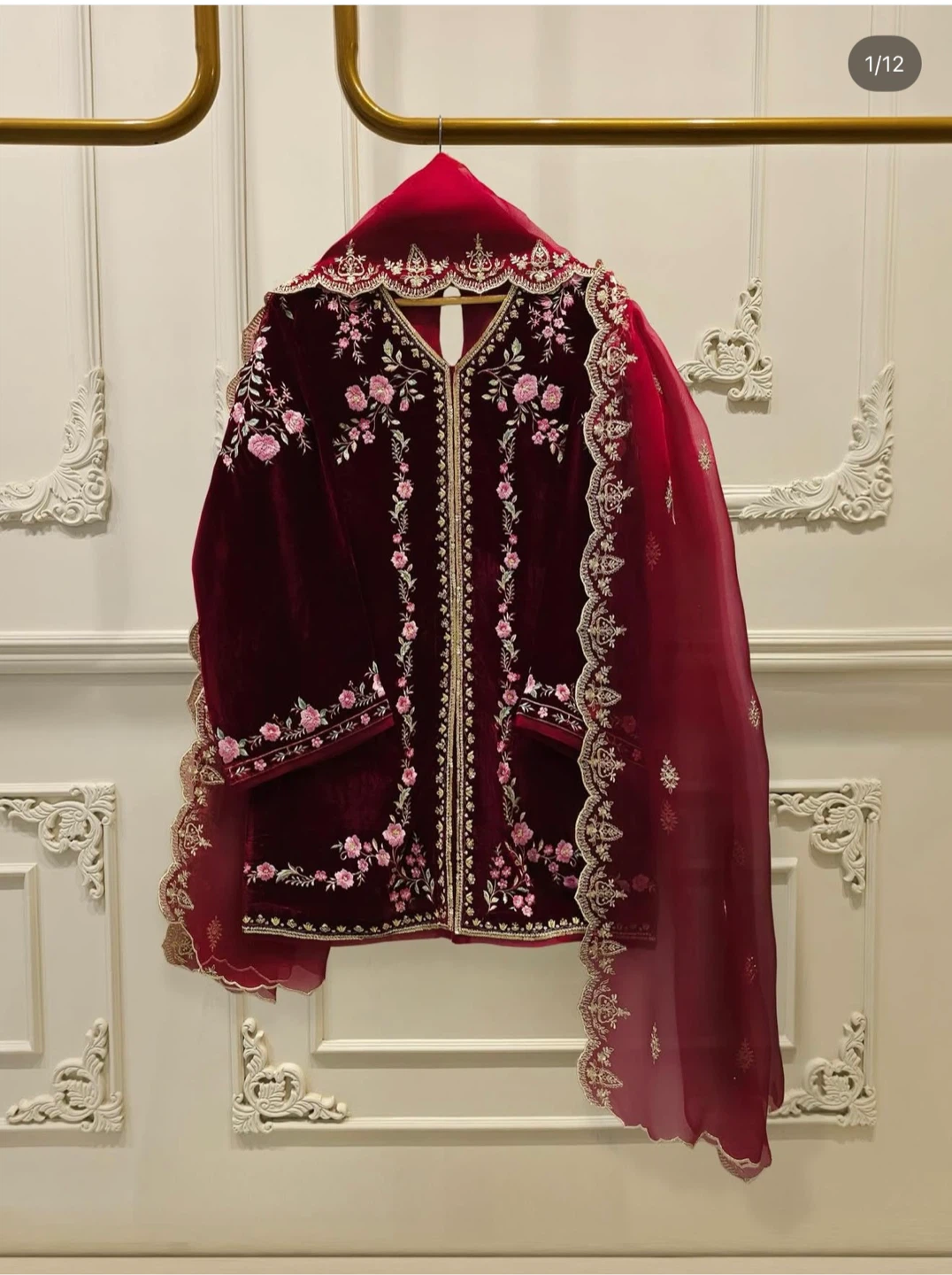 Embroidered Velvet Kurti with Dupatta from Agha Noor