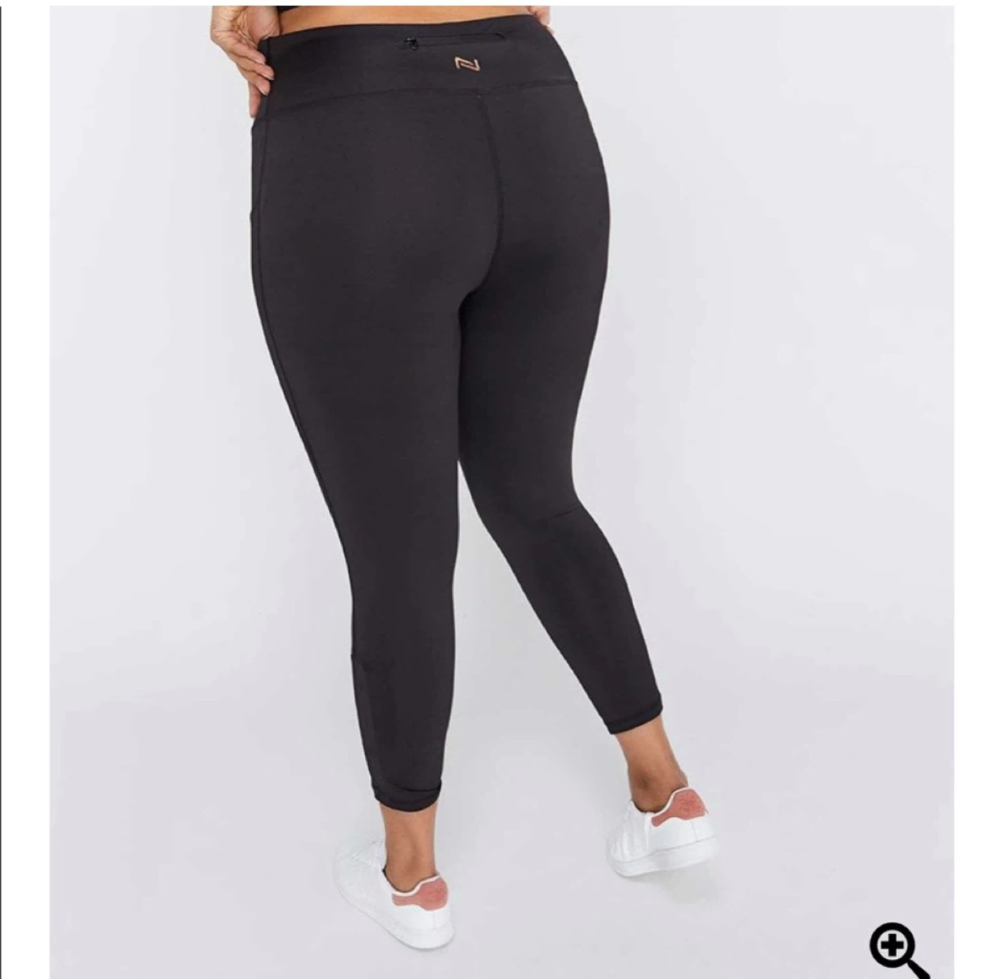 Leggings with side pockets and bottom ruching - photo 3